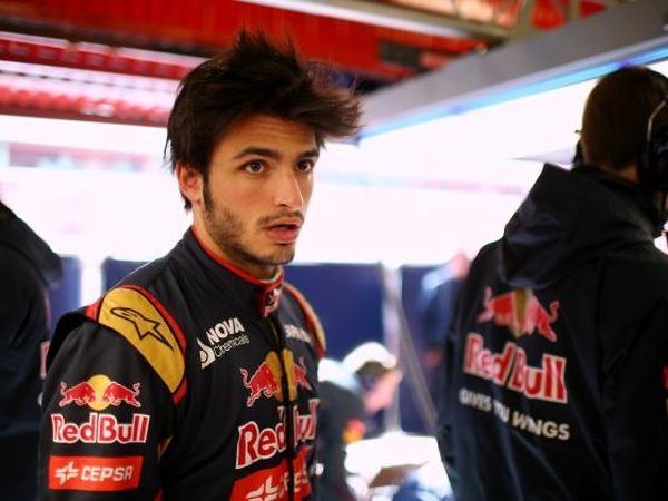 Berita F1: Ternyata Masa Depan Carlos Sainz di Toro Rosso Belum Jelas