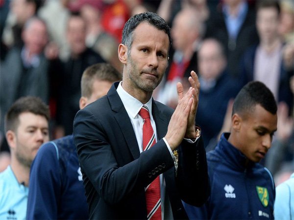 Berita Sepak Bola: Alasan Ryan Giggs Tinggalkan Manchester