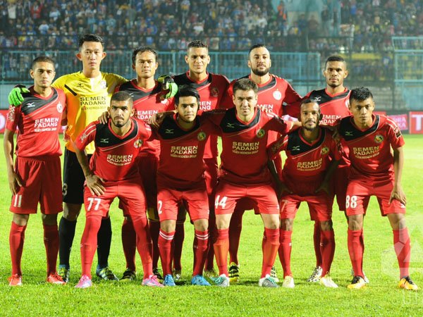 Berita Sepakbola: Profil dan Daftar Pemain Semen Padang