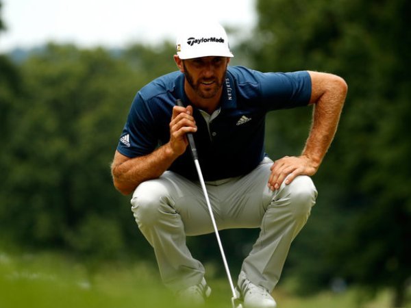 Berita Golf: Sempat Tampil Meragukan, Dustin Johnson Justru Menang di WGC-Bridgestone Invitational