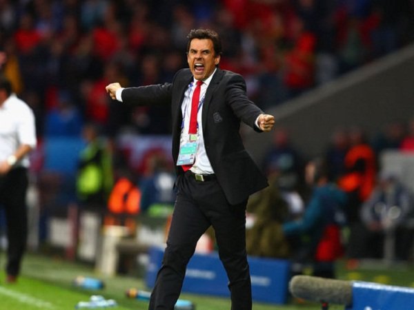 Berita Piala Eropa: Chris Coleman bersumpah tak akan latih timnas Inggris