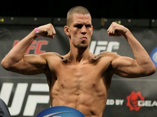 Berita Tinju: Nate Diaz Bahwa Semua Petinju Gunakan Steroid