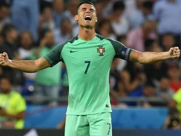 Berita Piala Eropa: Cristiano Ronaldo dianggap pantas dapatkan trofi bersama tim nasional