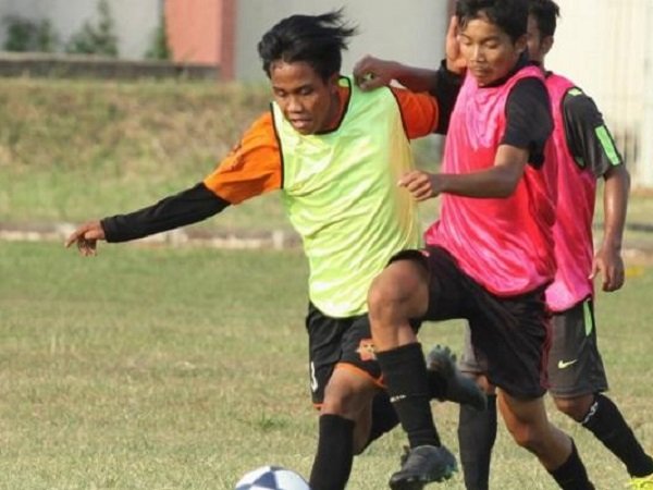 Berita Sepak Bola: Persija Barat U-16 Main Keluar Kandang