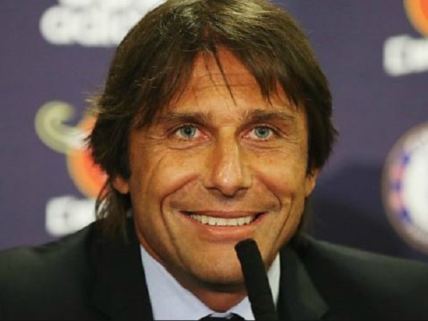 Berita Sepak Bola : Conte Didapuk Jadi Penjahit Kostum Chelsea