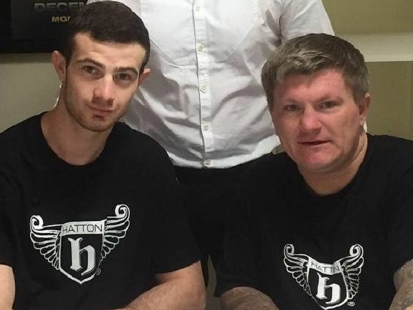 Berita Tinju : Petinju Amatir Ingris Ini Dapat Kontrak Panjang Ricky Hatton