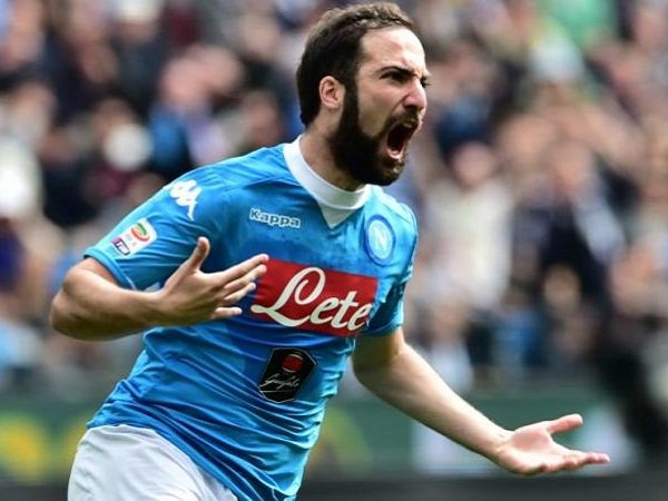 Berita Transfer: Pihak Napoli bantah kabar kepindahan Gonzalo Higuain ke Juventus