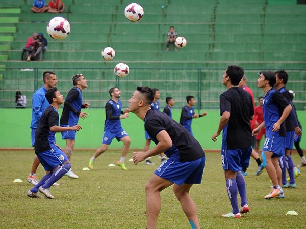 Berita TSC 2016: Waspadai Kebangkitan Persela