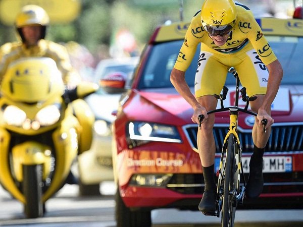 Berita Tour de France: Chris Froome Perkuat Kepemilikan Jaket Kuning Usai Hari Naas di Nice 