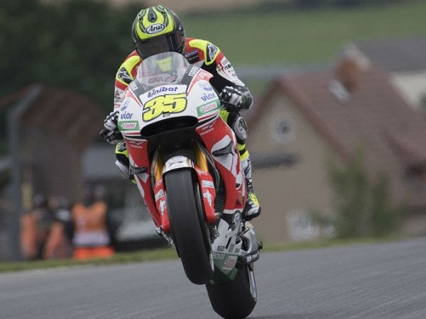 Berita MotoGP: Crutchlow Membalap Habis-habisan Demi Podium