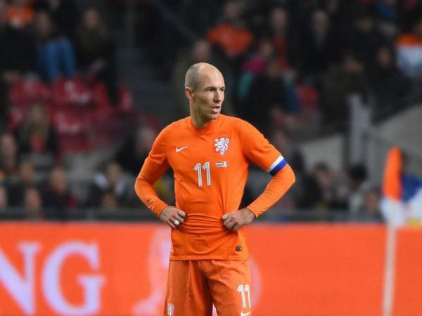 Berita Sepak Bola: Robben Mengatakan Jika Dirinya Tidak Akan Pensiun Dari Tim Nasional