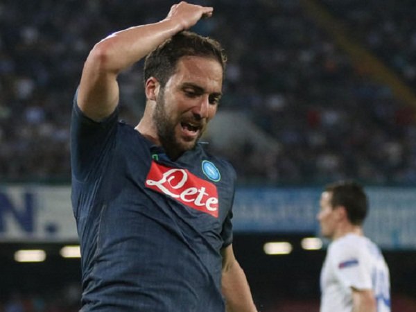 Berita Transfer: Aurelio De Laurentiis sebut Gonzalo Higuain akan mengkhianati diri sendiri jika gabung Juventus