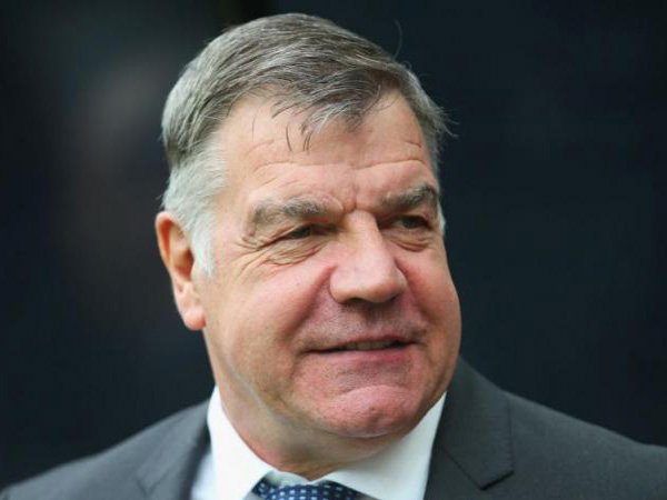 Berita Liga Inggris: Conte Senang Mendengar Jika Inggris Menunjuk Sam Allardyce