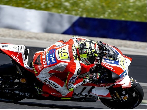 Berita MotoGP: Kini Giliran Iannone Pimpin Uji Coba Austria