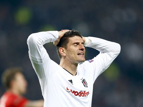 Krisis Politik di Turki Paksa Gomez Tinggalkan Besiktas