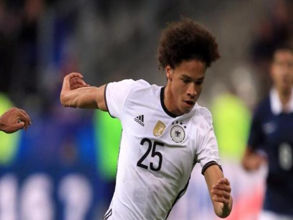 Berita Liga Jerman: Karl-Heinz Rummenigge Tidak Menginginkan Leroy Sane di Bayern Munich