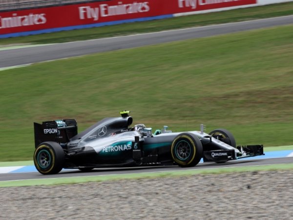 Berita F1: Dominasi Mercedes Belum Terkalahkan di FP 2