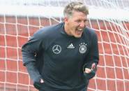 Berita Sepak Bola: Ini Pesan Schweinsteiger Untuk Pendukung Der Panzer