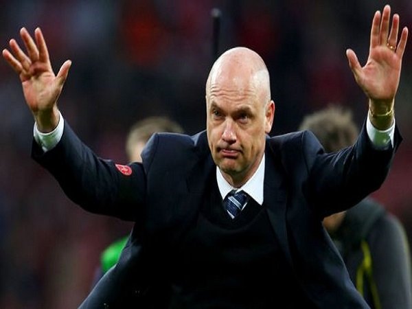 Berita Sepak Bola: Uwe Rosler Menjadi Manager Baru Fleetwood Town