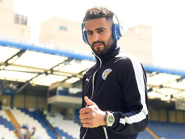 Berita Transfer Pemain: Leicester Tawari Kontrak Baru untuk Riyad Mahrez