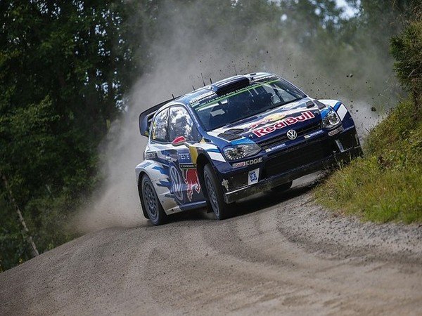 Berita MotoSport: Meeke Gagalkan Kemenangan Ketiga Beruntun Latvala di Rally Finlandia