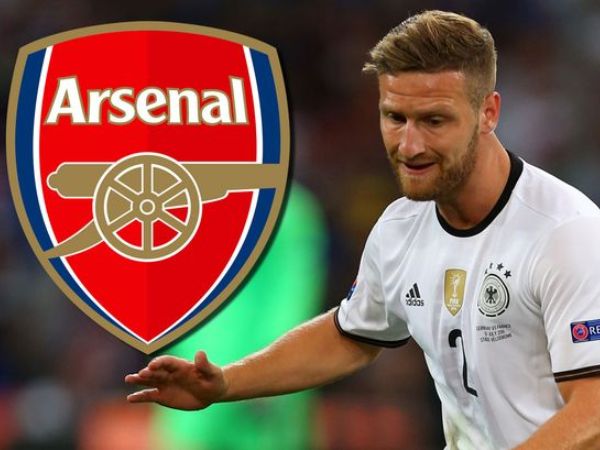 Berita Liga Inggris: Ini Alasan Shkodran Mustafi Sangat Ingin Bergabung Dengan Arsenal