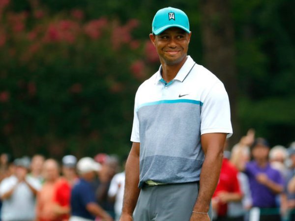 Berita Golf: Tiger Woods Akan Segera Kembali Bertanding !