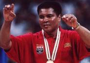 Berita Tinju: Muhammad Ali Terima Penghargaan Jesse Owens Olympic Spirit