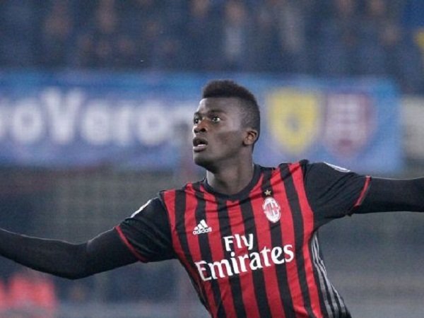 Berita Liga Italia: Menang di Kandang Chievo, AC Milan Perpanjang Rekor Tak Terkalahkan