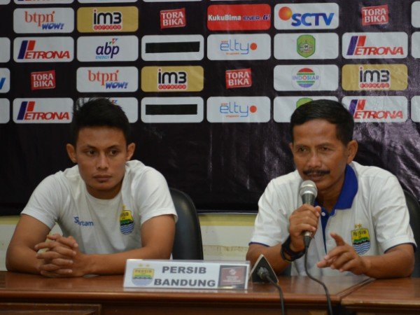 Berita TSC 2016 : Punya Kualitas, Striker Persegres Curi Perhatian Djanur