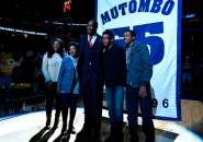 Berita Basket: Nuggets Pensiunkan Nomor '55' Milik Mutombo