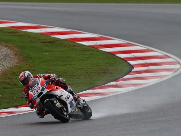 Berita MotoGP: Hasil Balap MotoGP Grand Prix Malaysia, Andrea Dovizioso Asapi Duo Yamaha