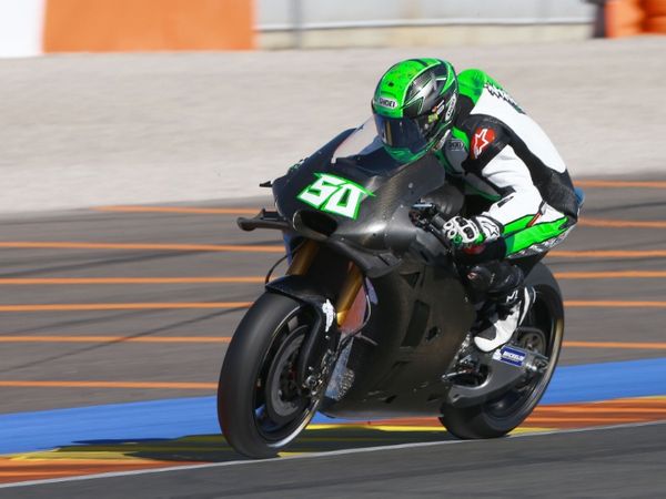 Berita MotoGP: Eugene Laverty Sebut Mesin Anyar Aprilia Kian Kompetitif