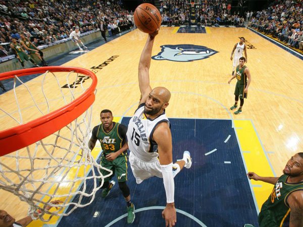 Ragam Basket: Hampir Berusia 40 Tahun, Vince Carter Masih Belum Mau ‘Mendarat’