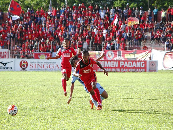 Berita Sepak Bola Nasional: Semen Padang Lepas Penyerang Andalannya Karena Alasan ini