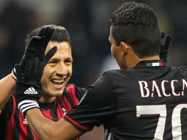 Review Liga Italia: Milan 1-0 Cagliari, Gol Tunggal Bacca Selamatkan Tuan Rumah