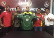 Berita Sepak Bola Nasional: Resmi! Semen Padang Kontrak Eks Kiper Persib Bandung