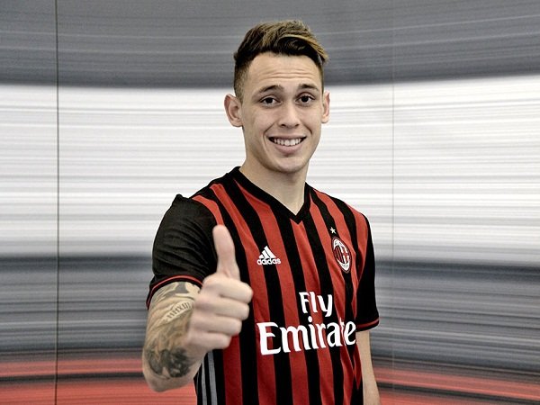 Berita Transfer: Ocampos Jadi Pemain Ketiga yang Didatangkan Milan Januari Ini