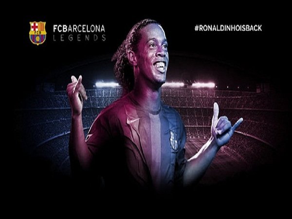 Berita Liga Spanyol: Resmi! Barcelona Umumkan Kembalinya Ronaldinho ke Catalan