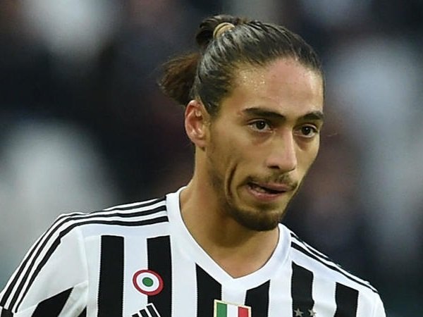 Berita Liga Italia: Krisis Pemain Bertahan, Montella Sambut Baik Kedatangan Caceres