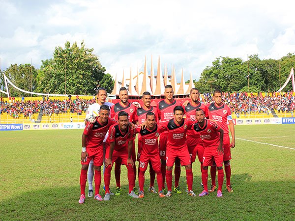 Berita Sepak Bola Nasional: Semen Padang Launching Pemain dan Jersey Tim 2017