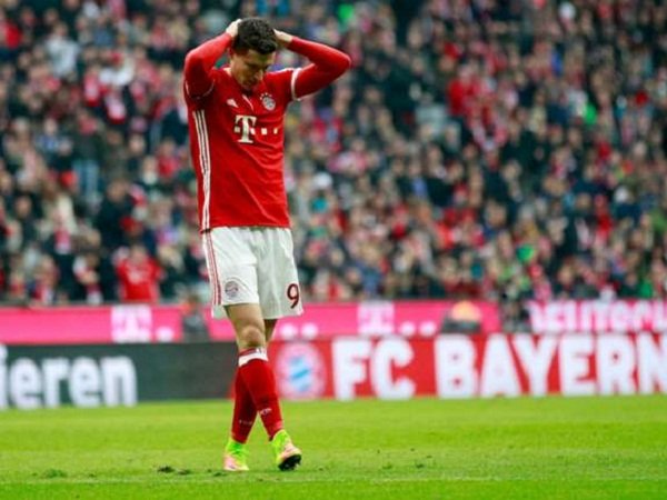 Review Liga Jerman: Bayern Munich 1-1 Schalke 04, FC Hollywood Gagal Lanjutkan Superioritas