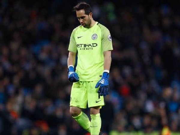 Berita Liga Inggris: Rebut Posisi Kiper Utama City, Caballero Puji Respon Bravo