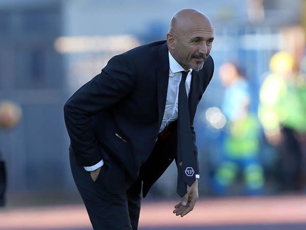 Berita Liga Italia: Spalletti Minta Roma Tetap Bersaing di Papan Atas Klasemen