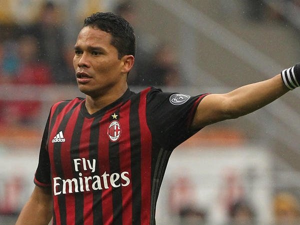 Berita Liga Italia: Tak Bahagia, Bacca Segera Tinggalkan AC Milan?