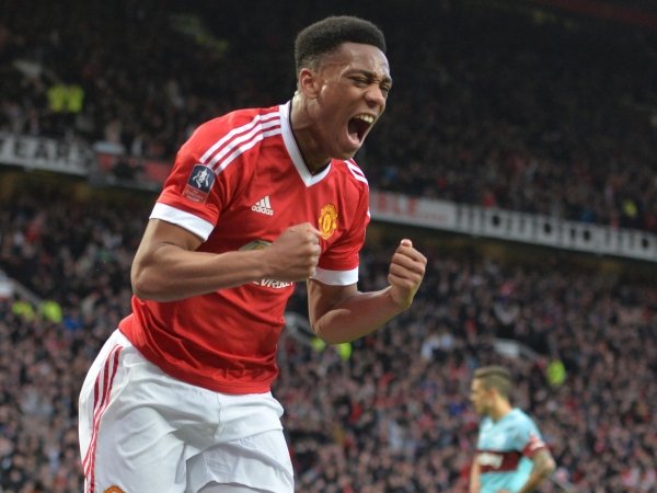 Berita Transfer: Martial Bantah Akan Pindah Ke Paris Saint-Germain