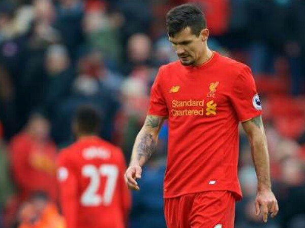 Berita Liga Inggris: Kabar Buruk Bagi Liverpool, Lovren Alami Cedera Lutut