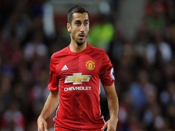 Berita Liga Inggris: Mkhitaryan Tegaskan Hijrah ke Manchester United Bukan Demi Uang