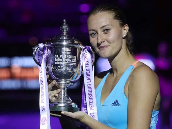 Berita Tenis: Tak Miliki Pelatih, Bukan Masalah Bagi Kristina Mladenovic