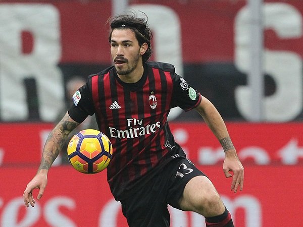 Berita Liga Italia: Cedera Paha, Milan Tidak Diperkuat Romagnoli Dua Pekan